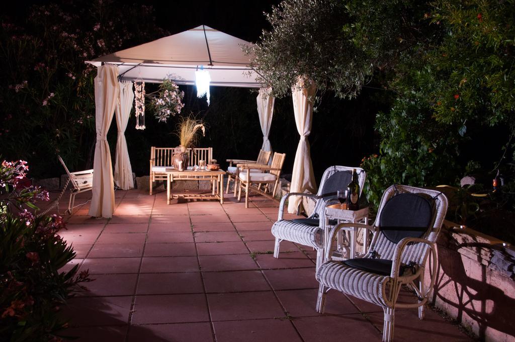 Bed & Breakfast Yin & Yang San Pantaleo Εξωτερικό φωτογραφία