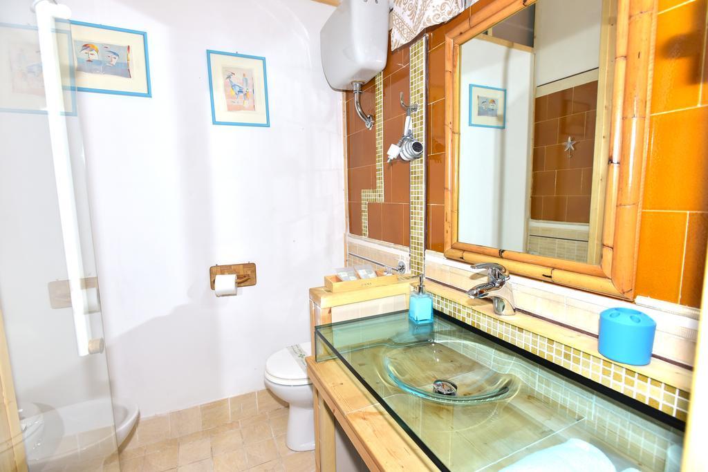 Bed & Breakfast Yin & Yang San Pantaleo Εξωτερικό φωτογραφία