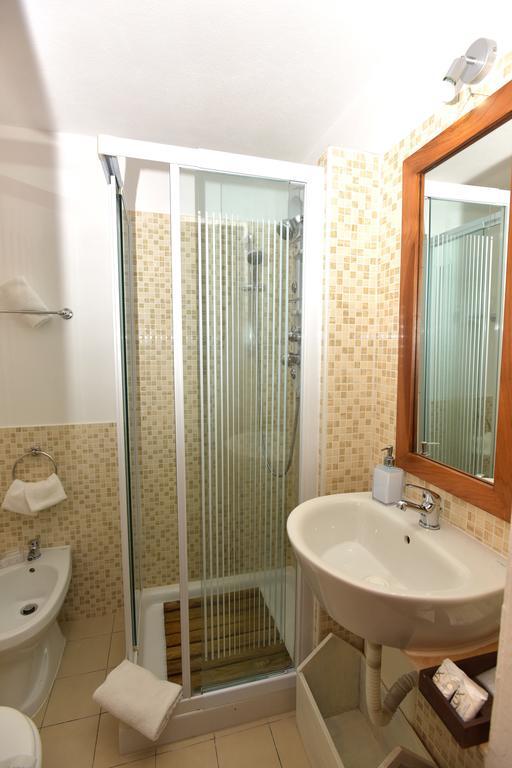 Bed & Breakfast Yin & Yang San Pantaleo Εξωτερικό φωτογραφία