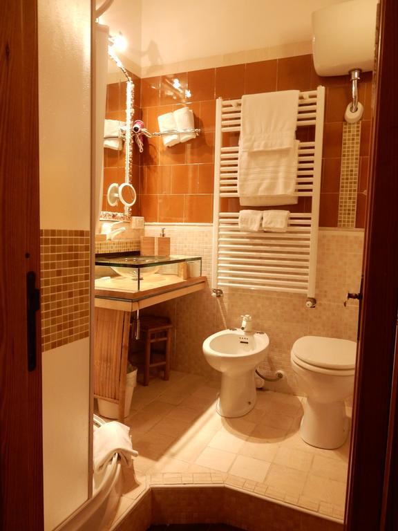 Bed & Breakfast Yin & Yang San Pantaleo Εξωτερικό φωτογραφία